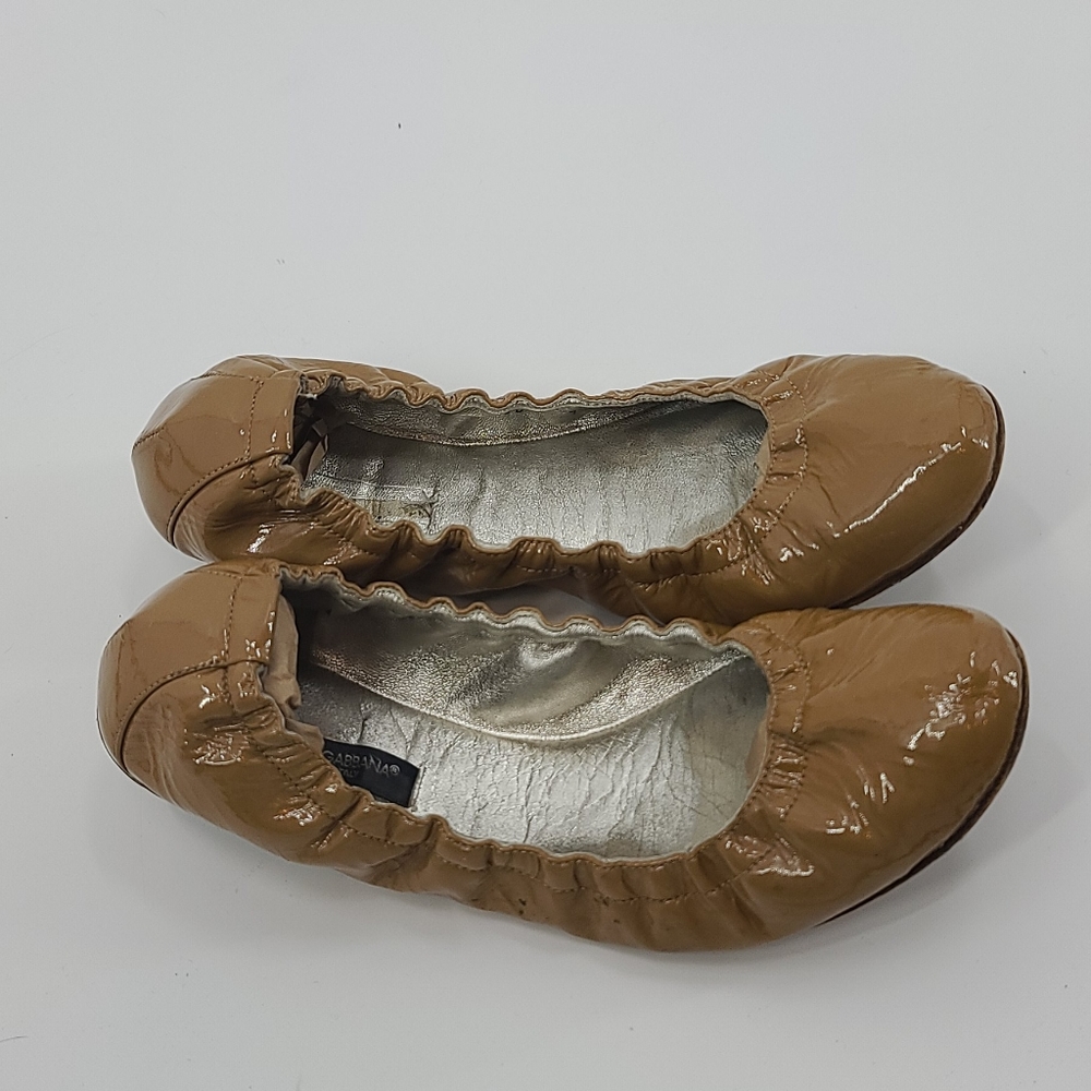 Dolce and Gabbana Nude Neutral Minimalist Patent Leather Round Toe Ballet Flats
